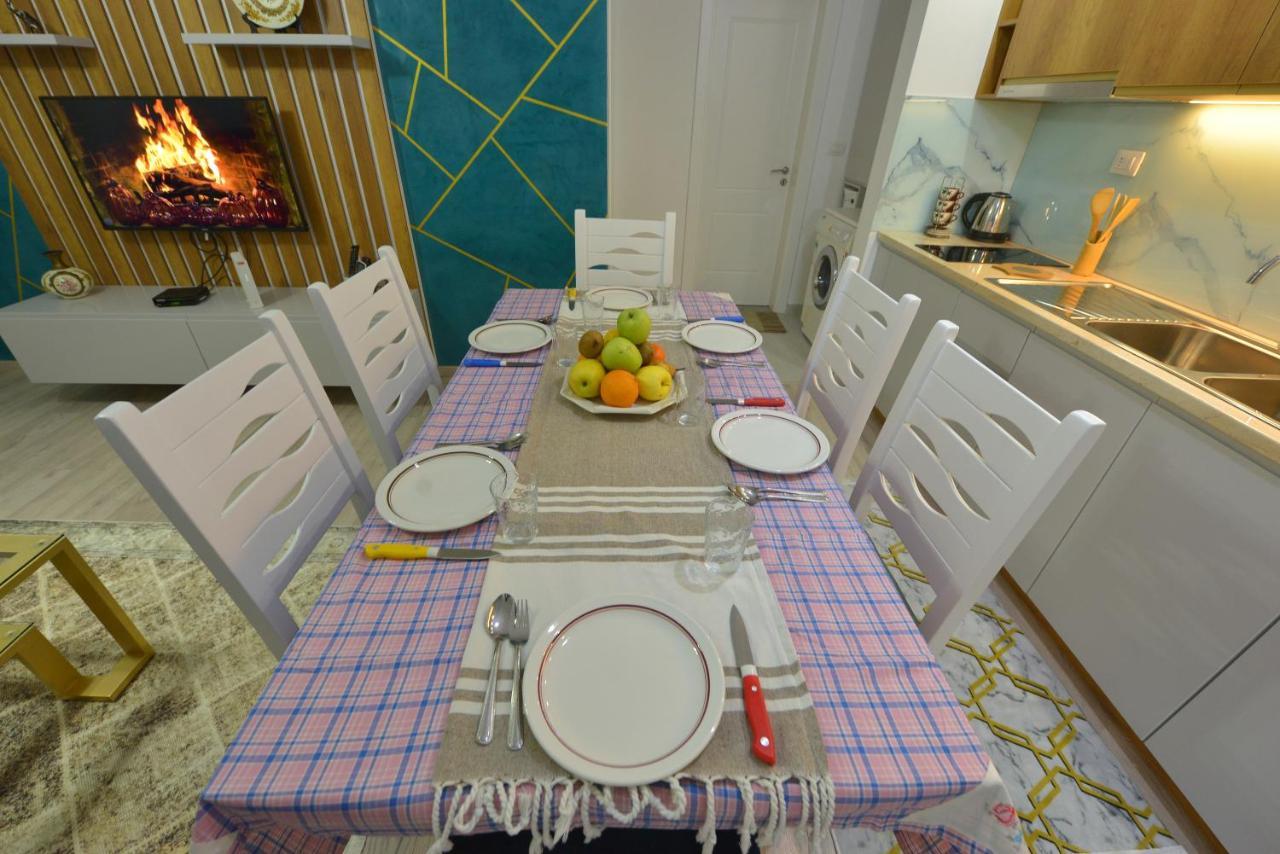 Denis Comfort Apartment Shkoder Bagian luar foto