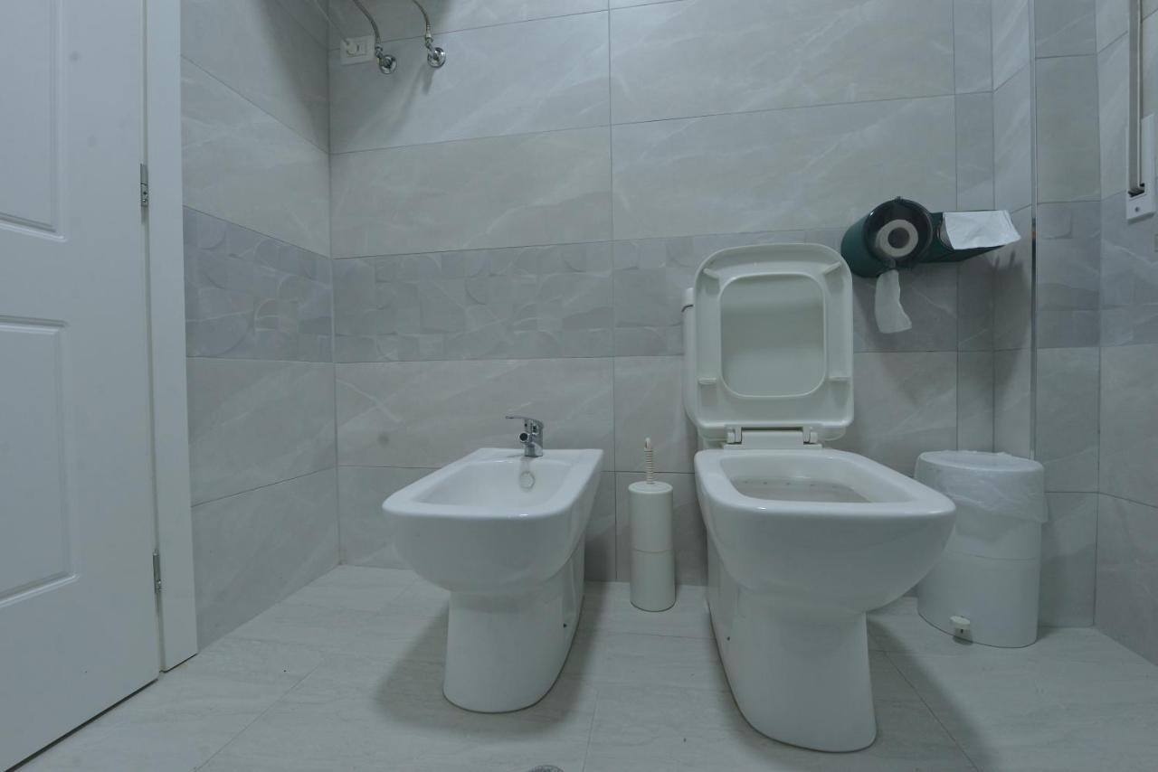 Denis Comfort Apartment Shkoder Bagian luar foto
