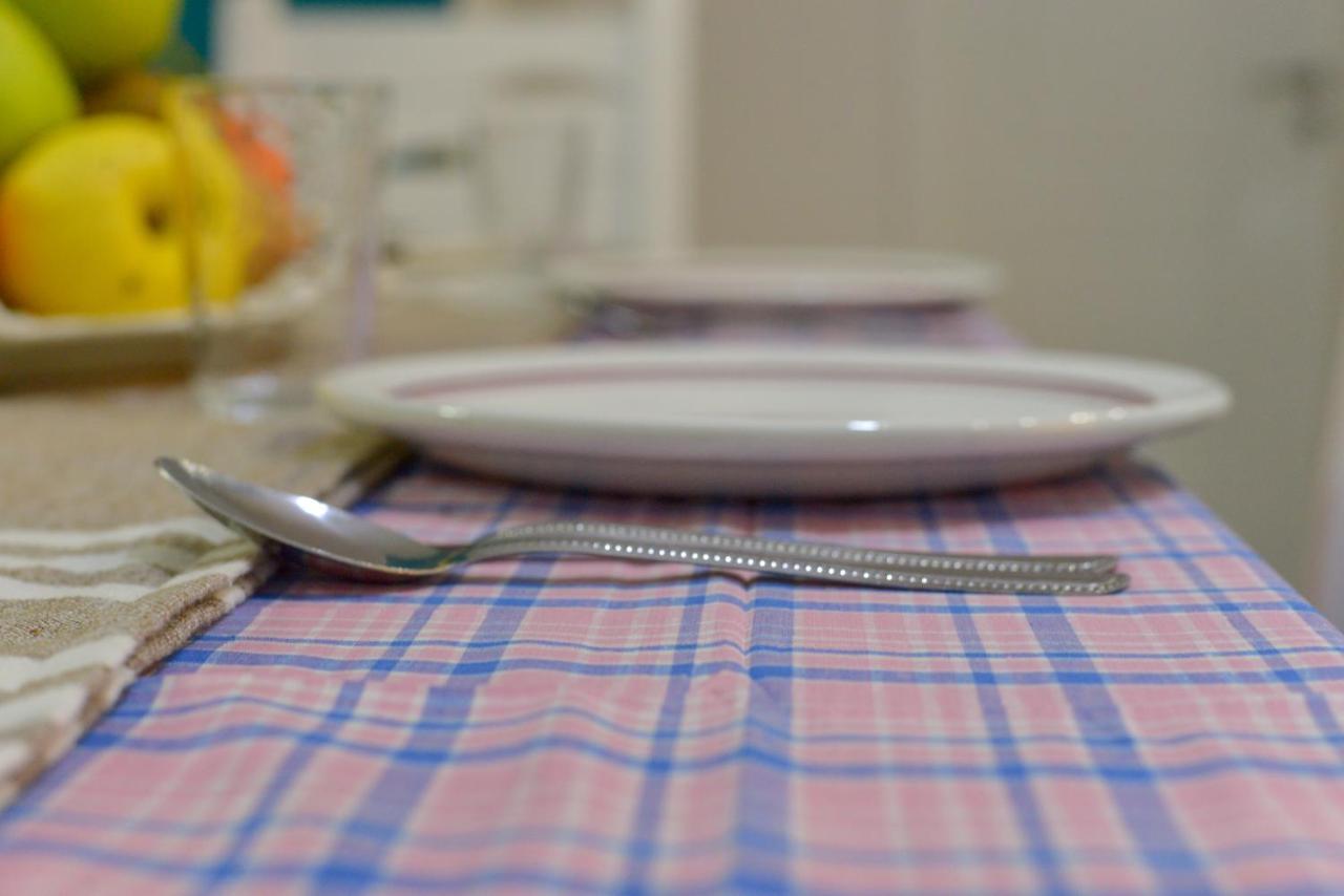Denis Comfort Apartment Shkoder Bagian luar foto